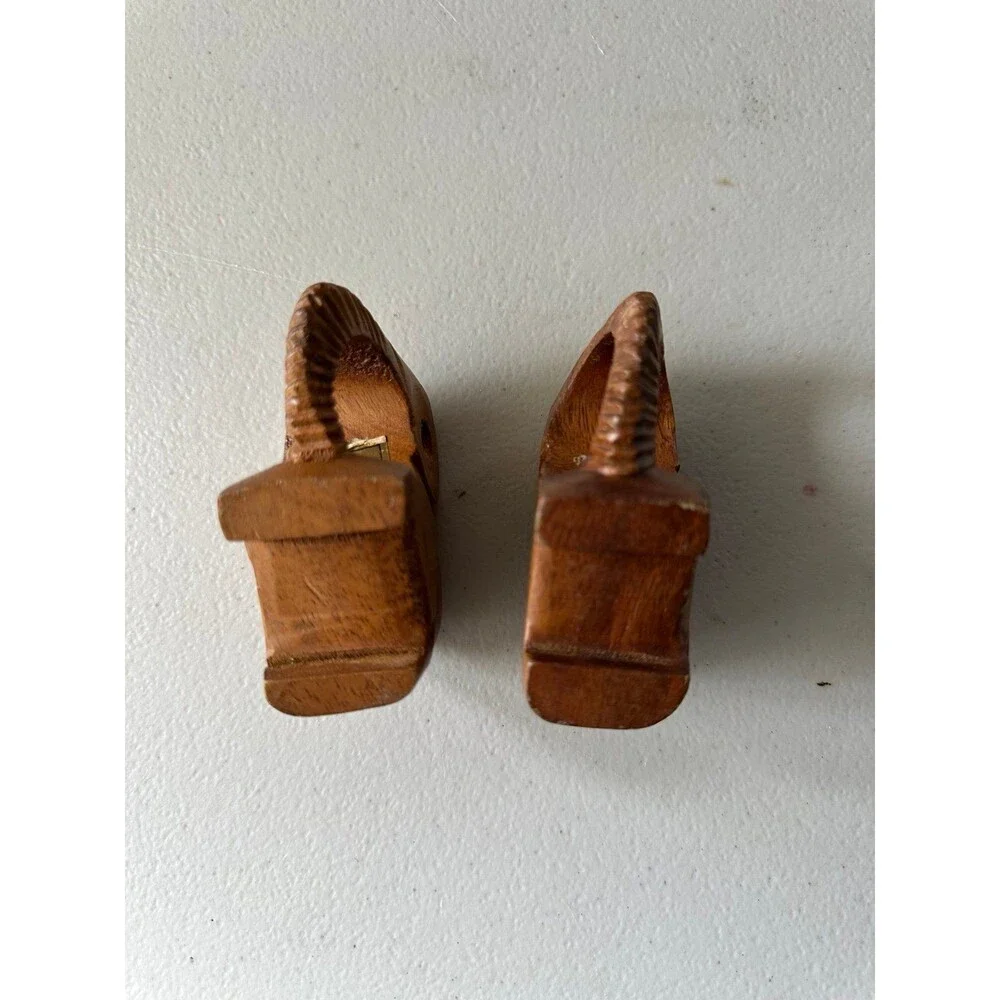 Vintage Mid Century Modern Carved 2 Wood Elephant Napkin Rings Holders Set